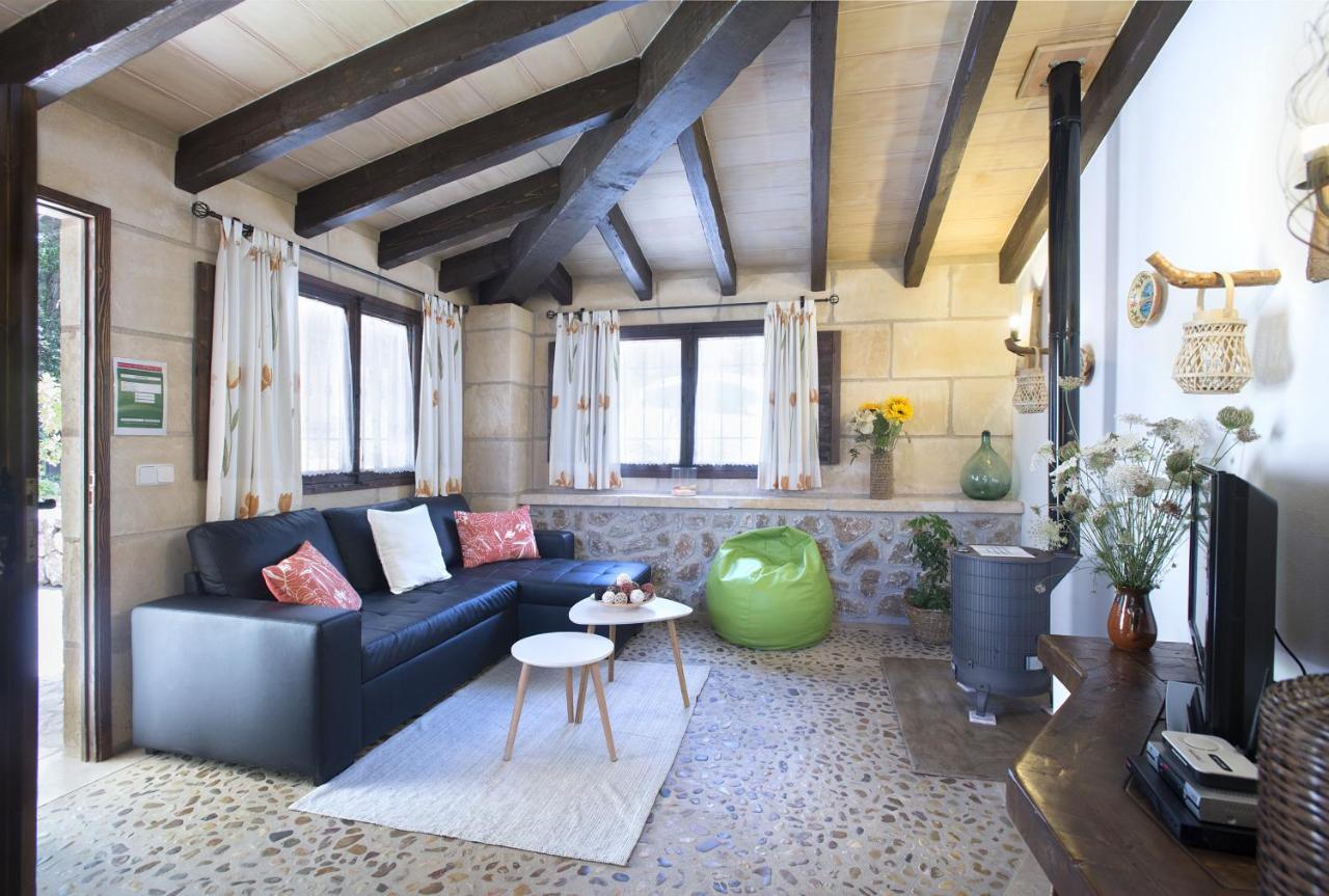 Owl Demana - Retreat In The Midst Of Nature Pollenca